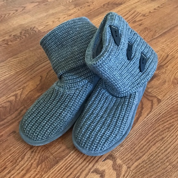 Bearpaw Gray Tall Knit Button Boots Size 8 Foldover Style - Picture 1 of 6